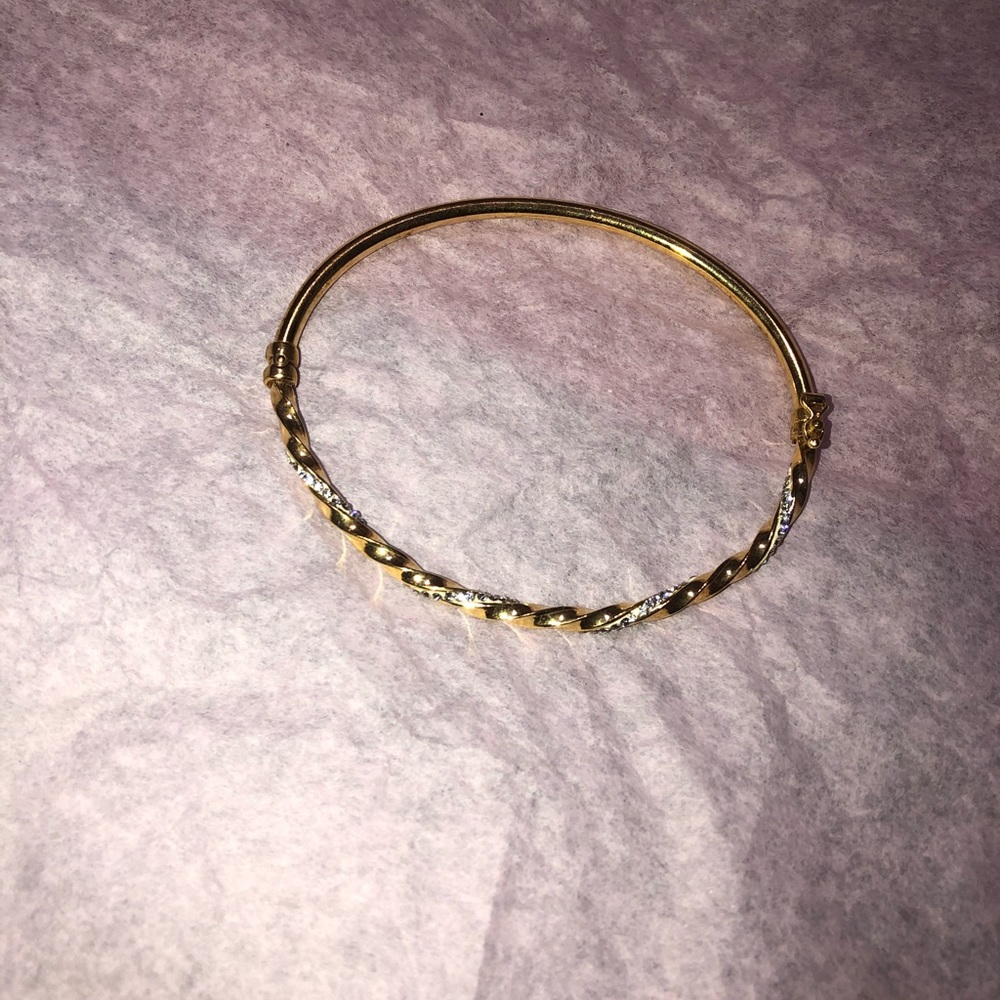 Gold bracelet